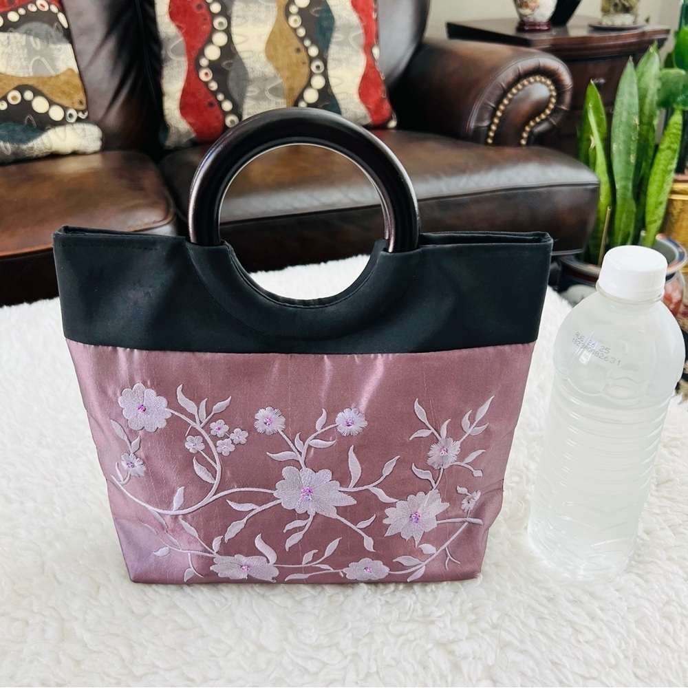 Vintage Fabric w/ Embroidery & beads Wood Handles Vintage Customized Small Bag - Picture 2 of 12